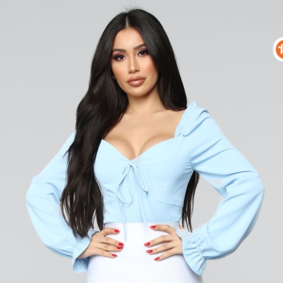 Light Blue top - Picture 1 of 3